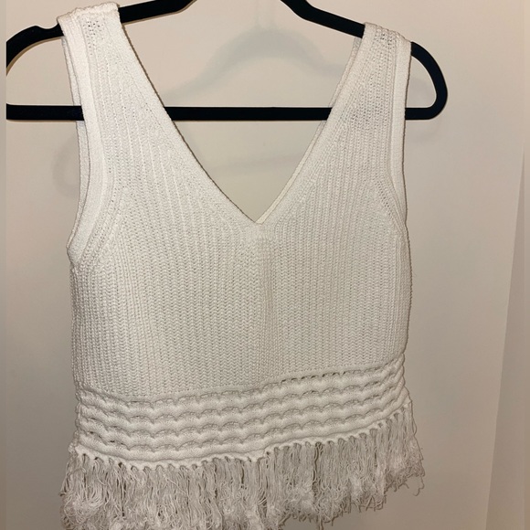 White fringe top - Picture 2 of 2